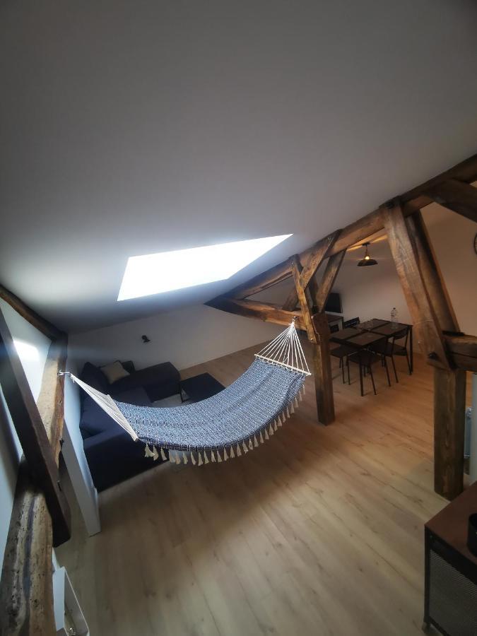 Appartement Neuf Climatise Sous Les Toits La Roche-Chalais エクステリア 写真